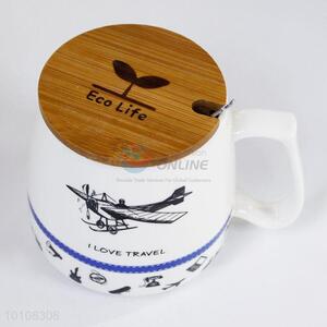 New products ceramic coffee cups with lid and spoon