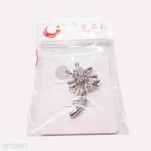 Hot Sale Crystal Brooch for Garment Decoration