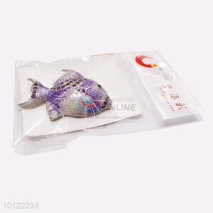 China Factory Fish Shaped Brooch Pin