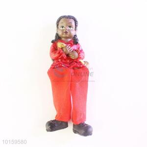 Likable Resin Girl Doll/Resin Crafts with Red Cloth for Home Decoration