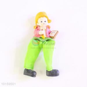 Factory Direct Resin Doll/Resin Crafts with Green Trousers for Home Decoration