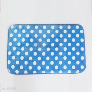 Home Flannel Fabric Floor Mat with Dot Printed