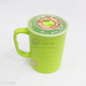 Fashion Style Water Cups with Lid Plastic Cup