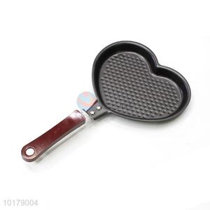 Wholesale Big Size Heart Shaped Egg Frying Pan With Handle