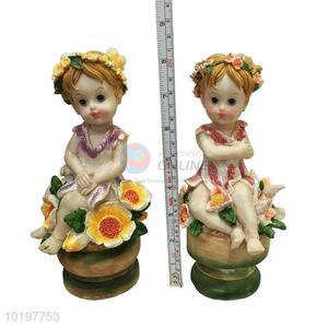 Factory Direct Polyresin Decoration Sculpture in Kid Shape