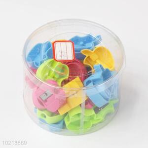 Apple Shape Mini Plastic Pencil Sharpener for School