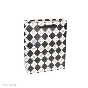 Classic Black and White Gift Bag/Paper Packing Bag for Sale