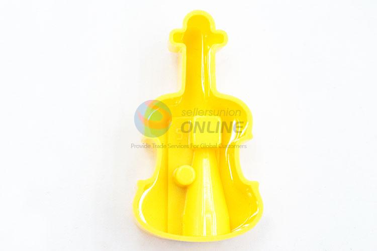 Hot Sale Plastic Pencil Sharpener in Guitar Shape