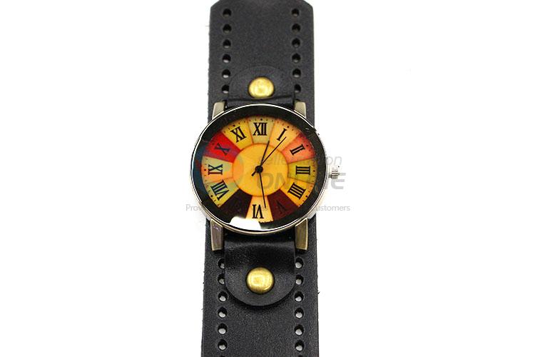 Hot Sale Black Wrist Watch with Leathern Watchband for Sale