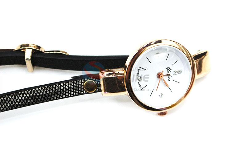 Cheap Price Wrist Watch with Long Leathern Watchband for Sale