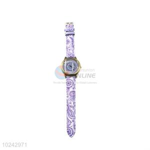 Fashionable Purple Wrist Watch with Leathern Watchband for Sale