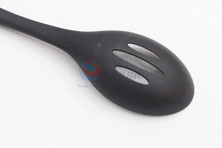 Low price cool black leakage ladle