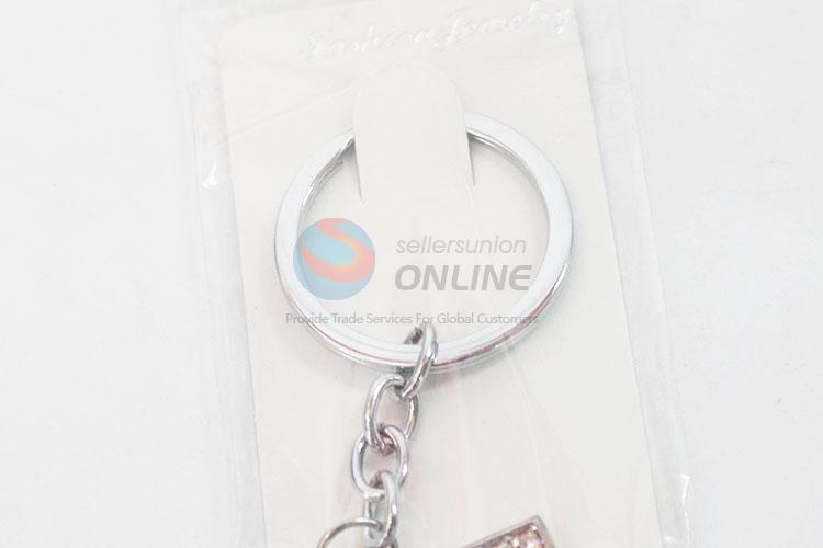 Wholesale low price best lovely E shape key chain