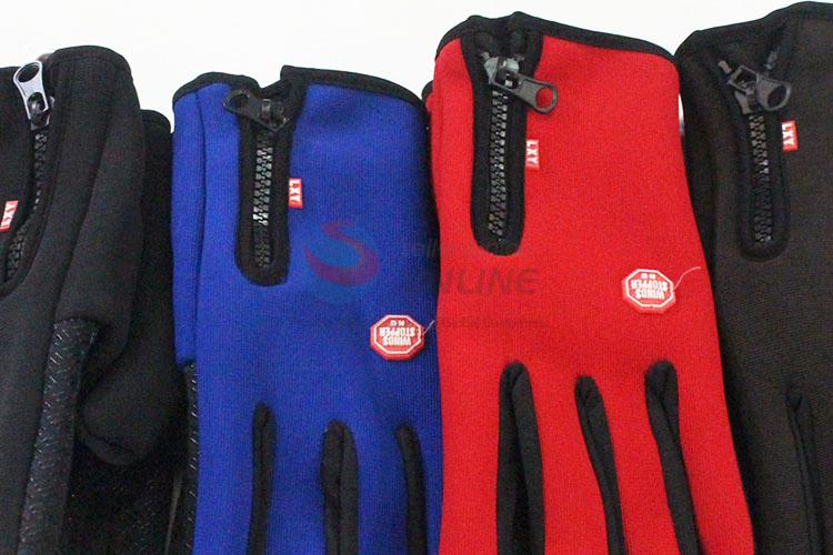 Promotional high quality 4pcs men sporting gloves