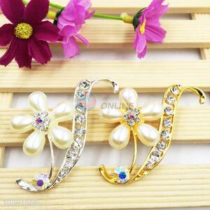 Pretty Cute Rhinestone Brooch for Wedding Invitations