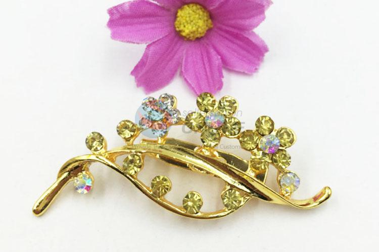 Cheap Price Beautiful Women Rhinestone Brooch/Breastpin