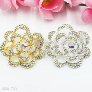 Flower Shaped Fancy Crystal Brooch Metal Breastpin for Decoration