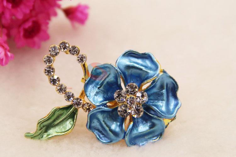 Fashion Style Crystal Rhinestone Breastpin Brooch Pin