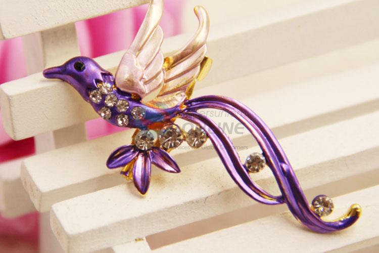 Rhinestone Pave Wedding Brooches Breastpin in Bird Shape