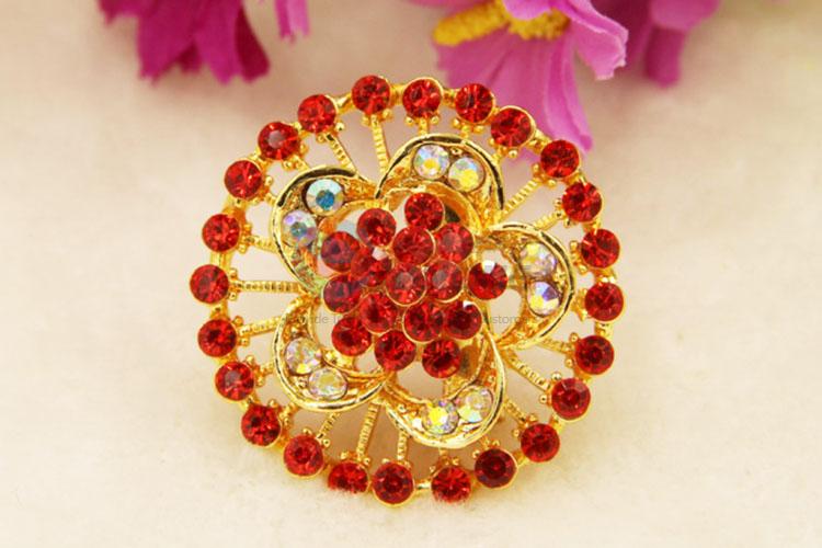 High Quality Elegant Decorated Crystal Rhinestone Brooch