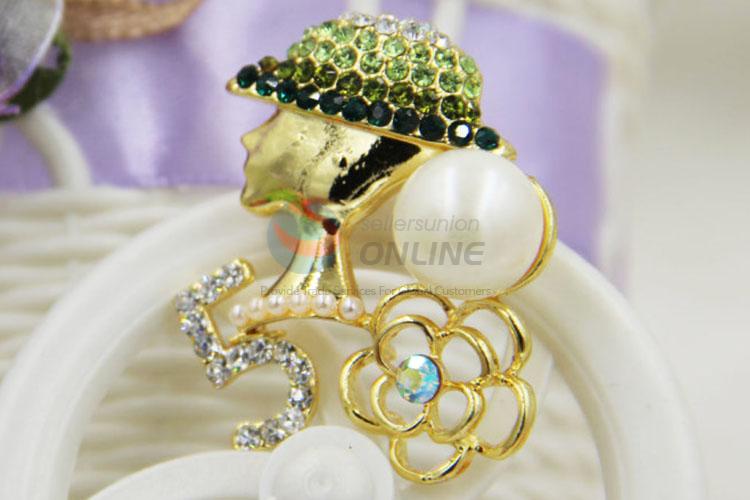 Elegant Decorated Crystal Rhinestone Brooch for Decoration