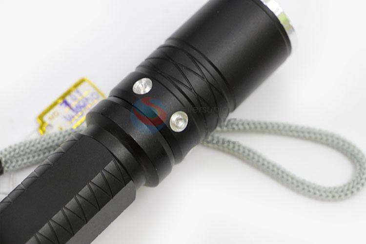 Utility and Durable Outdoor High Power Flashlight