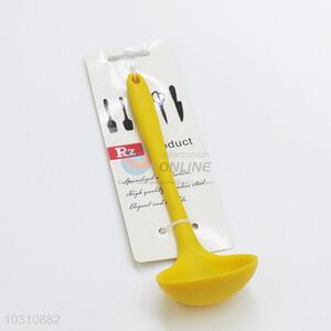 Cheap cute yellow spoon