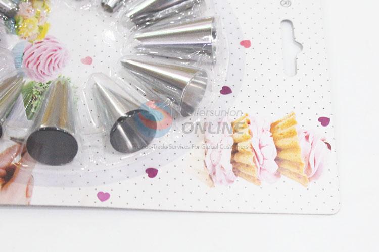 Popular style cheap 12pcs cake decorating device