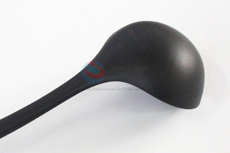 Promotional new style cool cheap black soup ladle