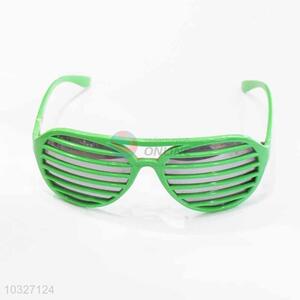 Green Fashion Party Glasses