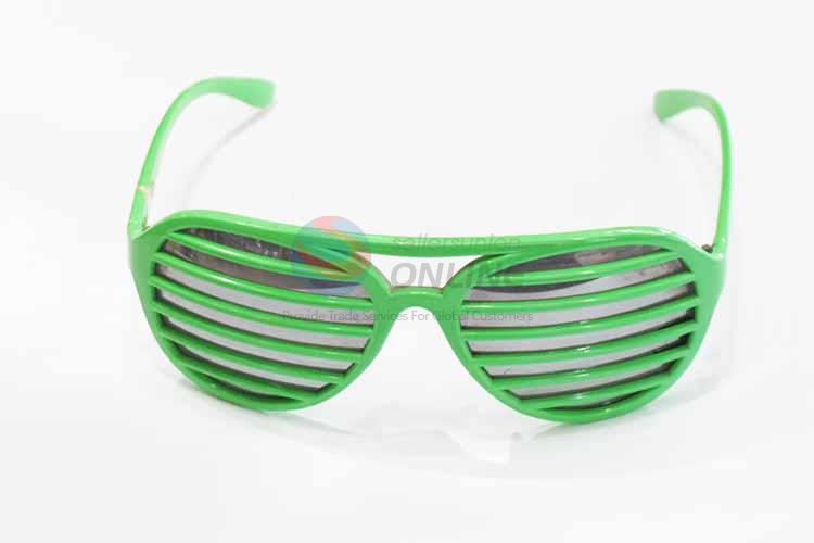 Green Fashion Party Glasses