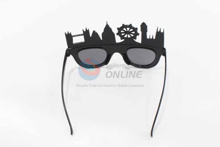 Train Shaped Fashion Party Glasses