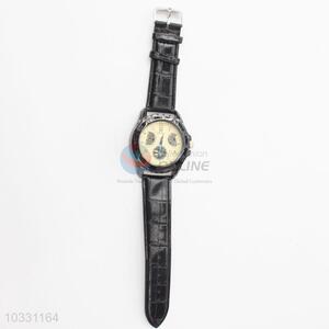 Fashion Style Mens Watch with Silicone Strap,Black