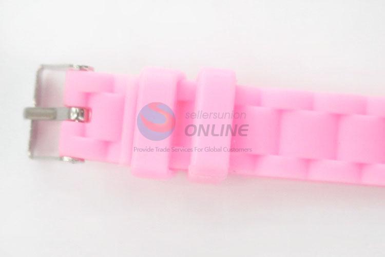 Hot Sale Lovely Womens Watch with Silicone Strap