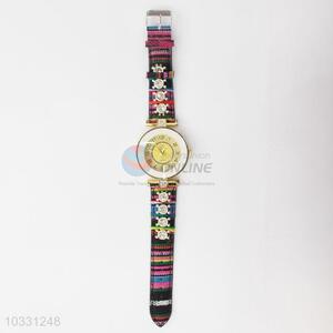 Top Quality Low Price Womens Watch with Weave Strap