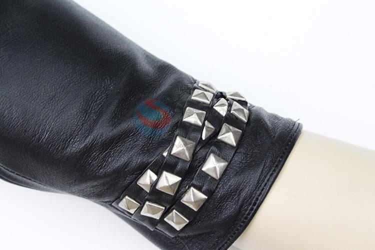 Nice classic cheap women winter warm gloves with rivets