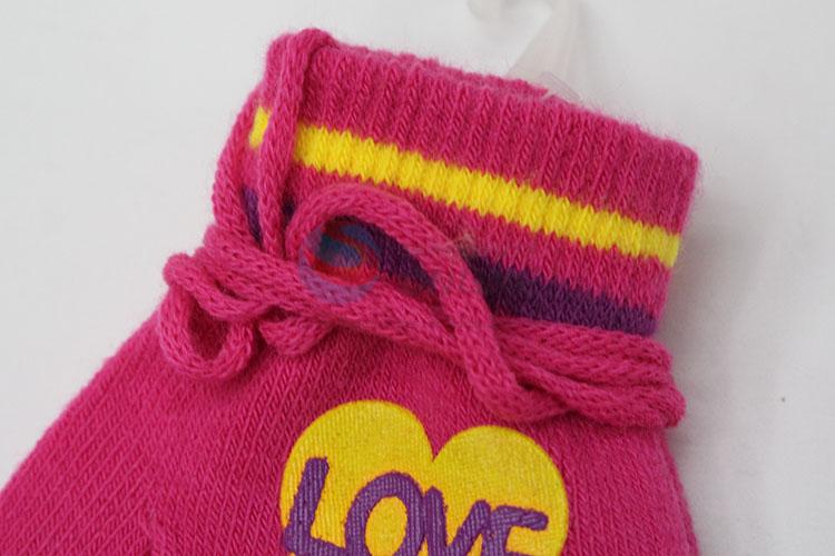 Wholesale custom cheap knitted gloves with love letter