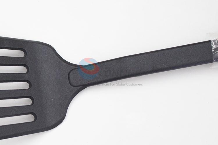 China factory price leakage shovel