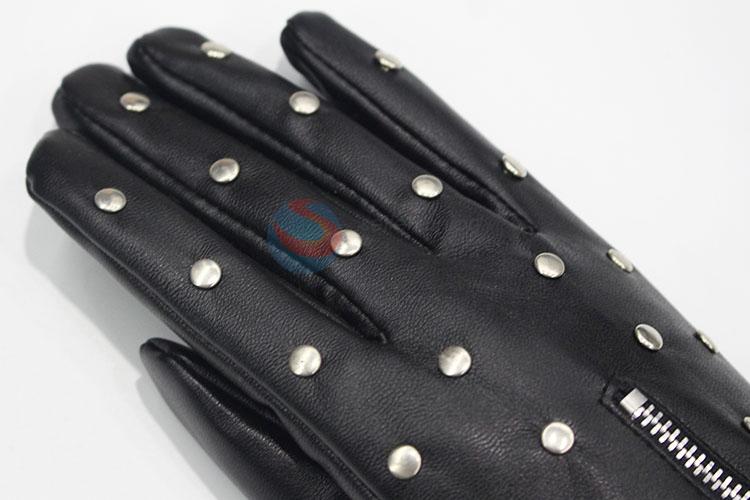 Punk style women winter rivet pu leather glove