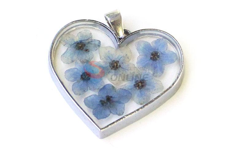 New Arrival Heart Shape Zinc Alloy Real Flower Pendant With Gold Chain