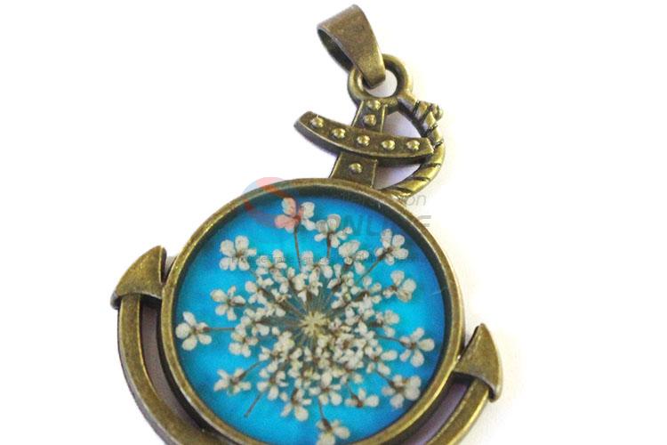 Popular Bronze Zinc Alloy Pendant With Real Flower