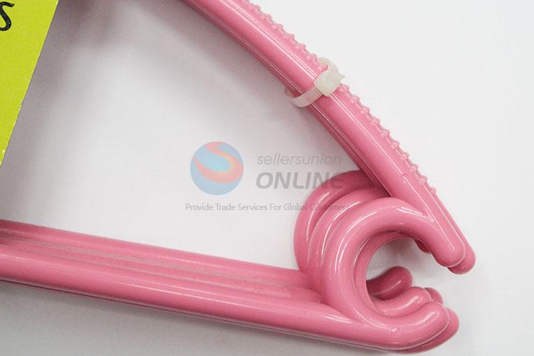 Wholesale Fashionable Plastic Cloth Hanger