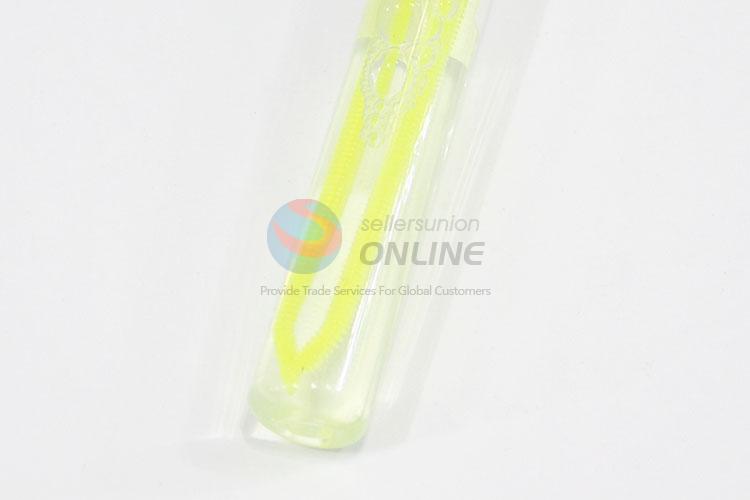 Popular low price chick shape bubble sticks