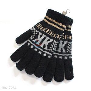 Popular design low price warm knitted gloves for adults