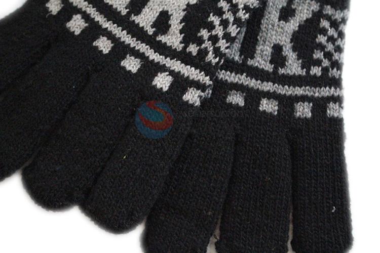 Popular design low price warm knitted gloves for adults