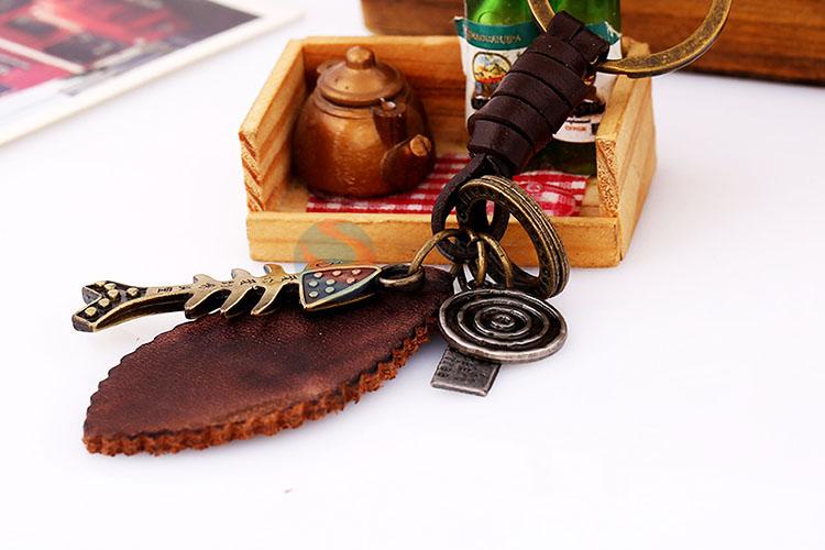 Zinc Alloy Key Chain/Key Ring with Fish Bone