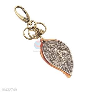 Zinc Alloy Key Chain/Key Ring with Leaf