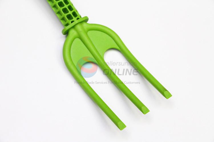 Wholesale Cheap Garden and Farming Plastic Fork