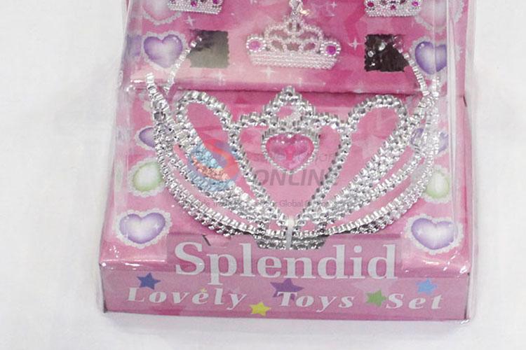 Cheap Promotional Attractive Plastic Princess Queen Crown Accessory Jewel for Girls