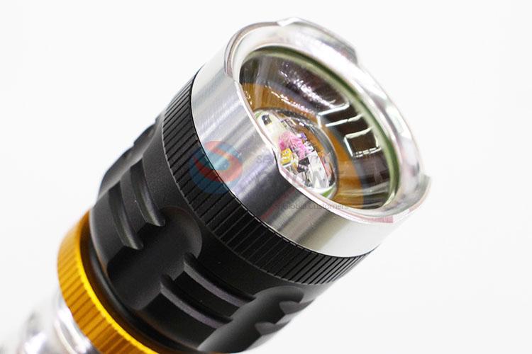 Good Quality  LED Flashlight Super Bright with T6 Lamp Bulb